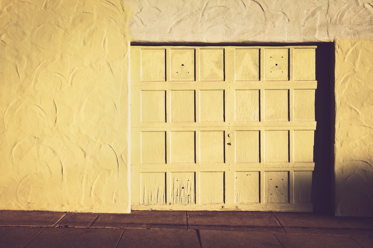 Garage door repair